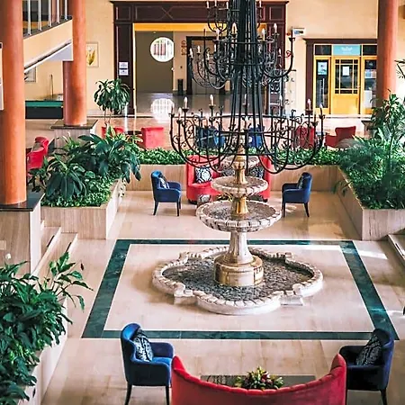 Hotel Grand Muthu Golf Plaza