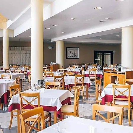 Grand Muthu Golf Plaza Hotel